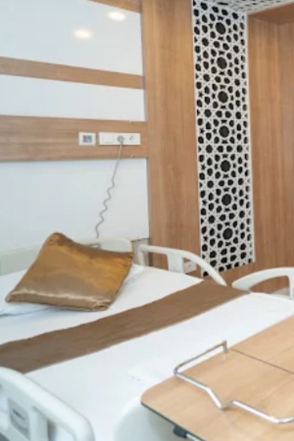 100. Yıl Hospital's treatment room