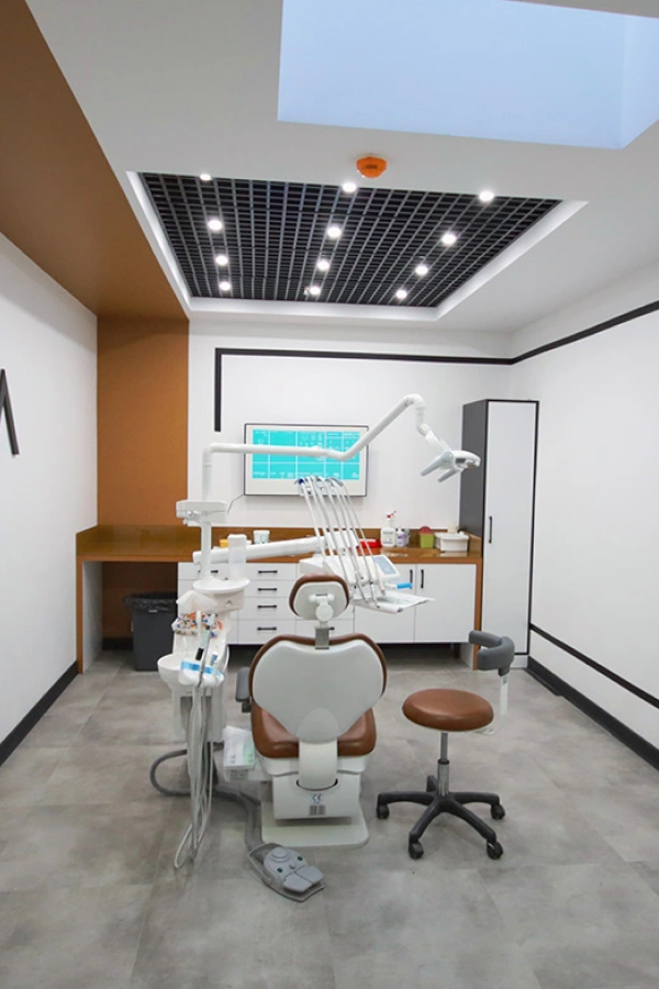 Dentica International's treatment room