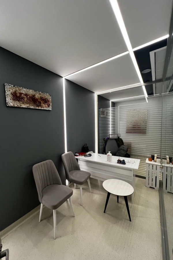 Estherian Dental Clinic's patient room