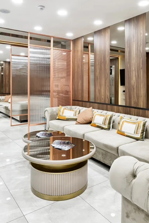 Ömer İstanbul's rest room