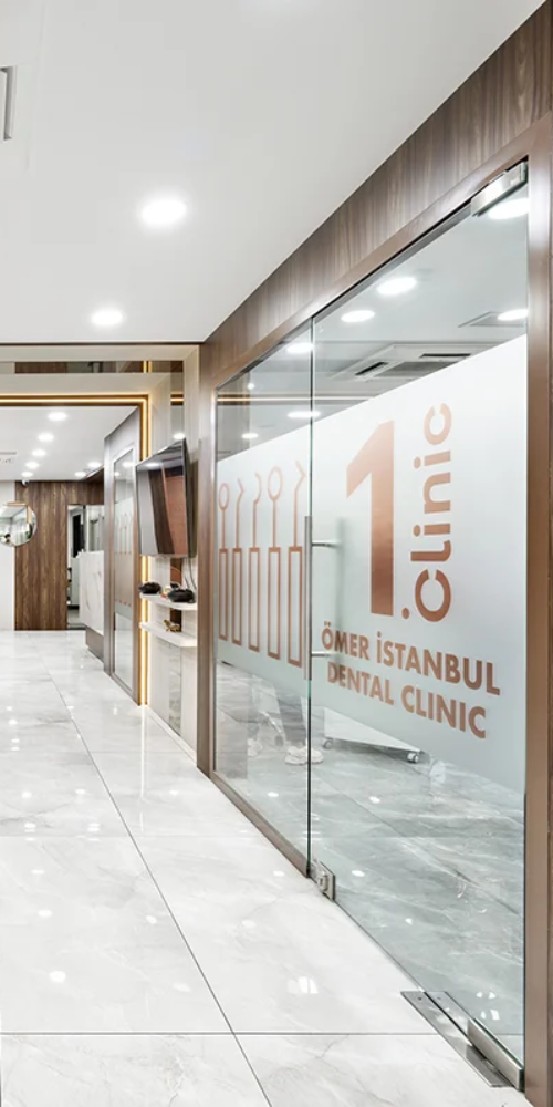 Ömer İstanbul's treatment room