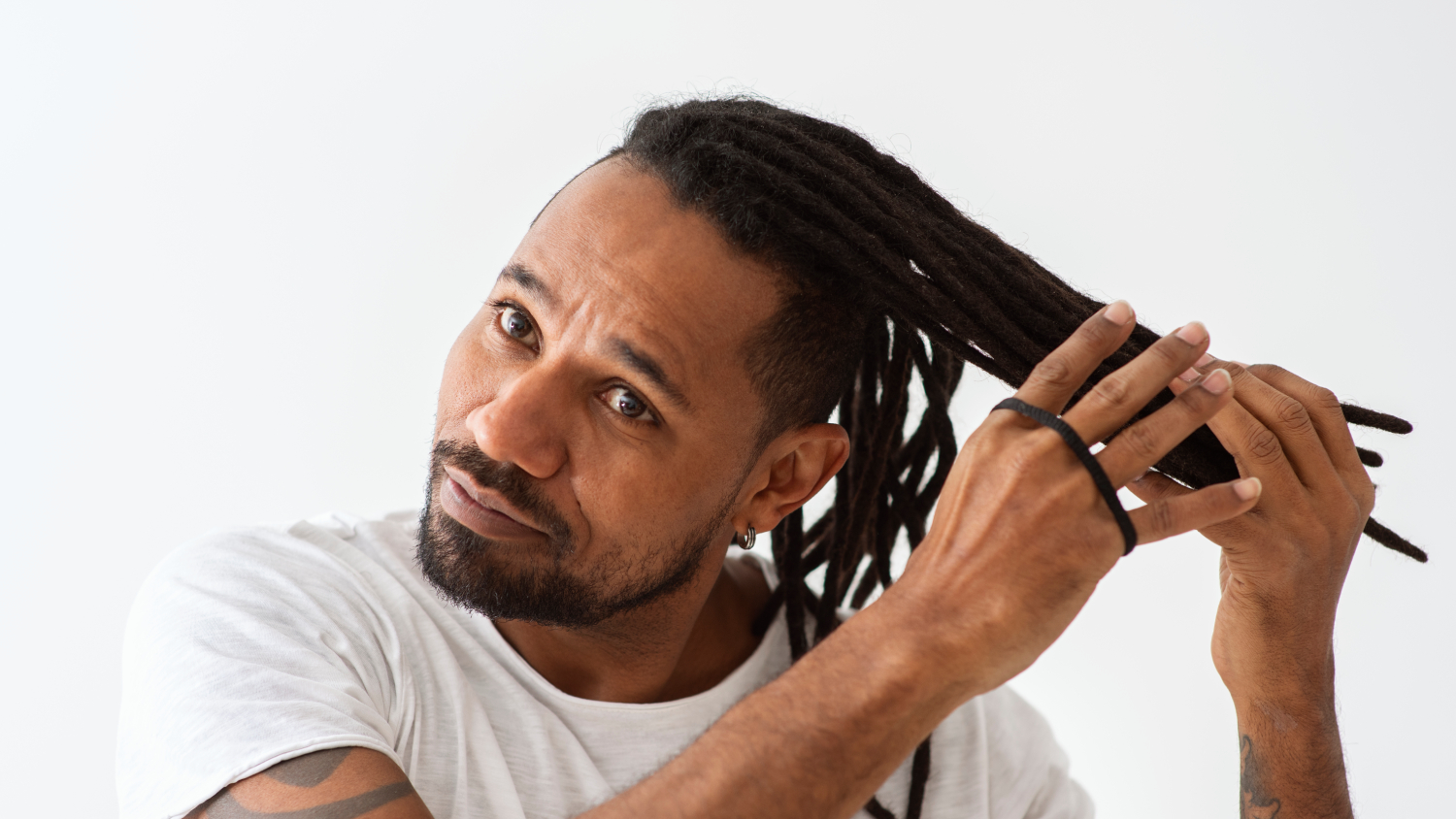 Afro-Hair FUE Transplantation: Embrace Your Roots background