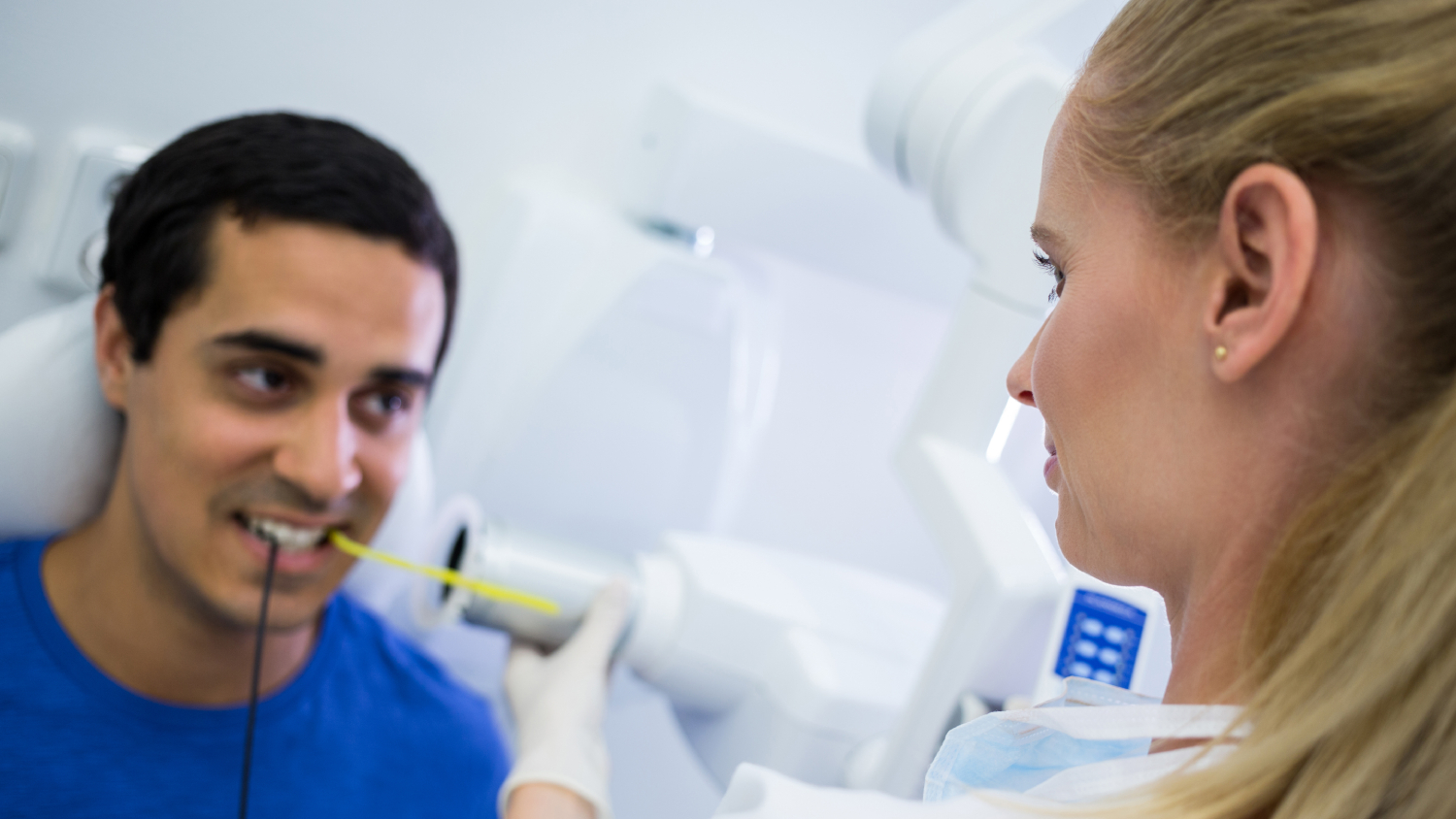 Dental Veneers: Transform Your Smile background