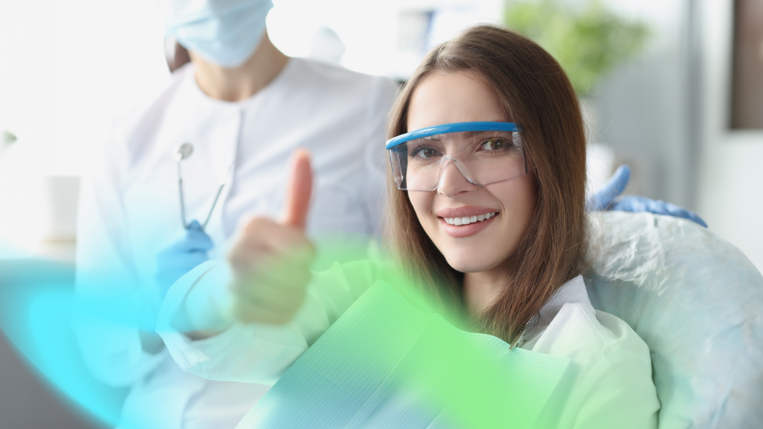 Invisalign Clear Aligners: Align Your Smile background