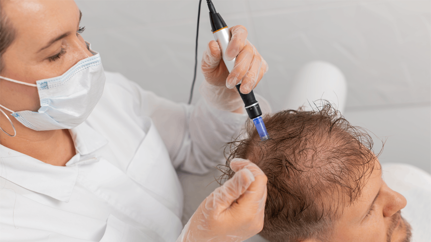 Needle-Free Hair Transplantation: Regrow Hair Comfortably background