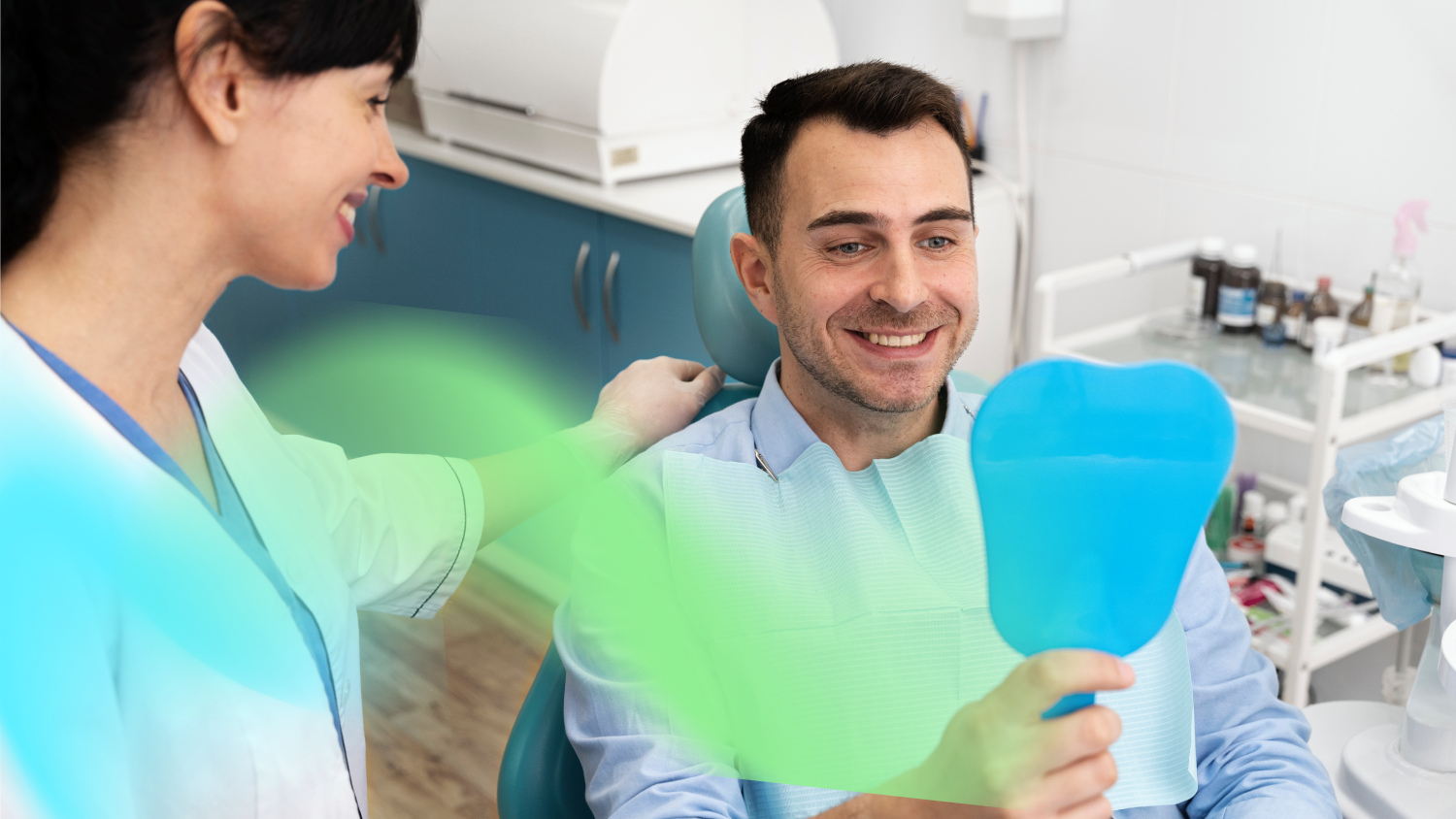 PFM Crown (Porcelain-Fused-to-Metal): Strength Meets Beauty background