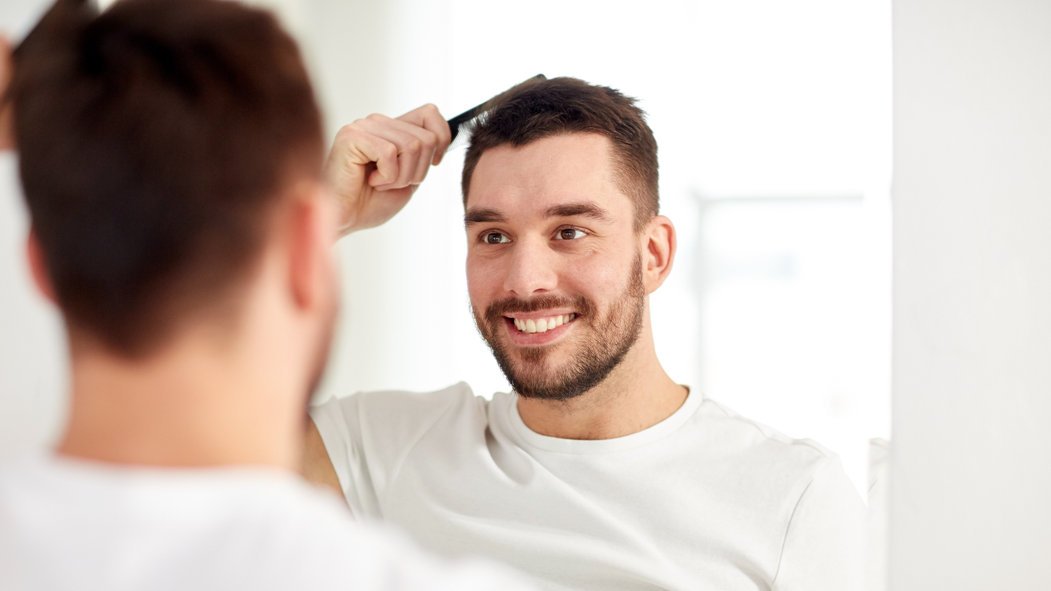 Shaven Hair Transplantation: Renew Your Roots background