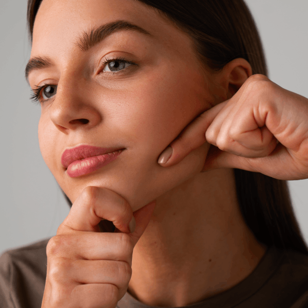 Chin & Jawline Contouring